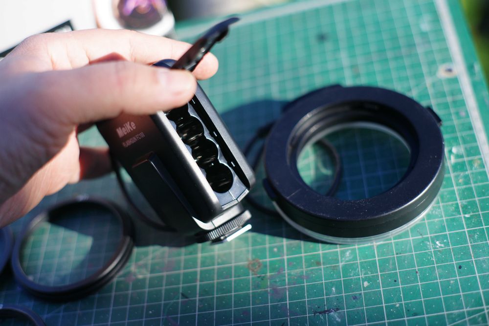 Flash Ring Led a pilhas com sete adaptadores 52 a 77 milímetros