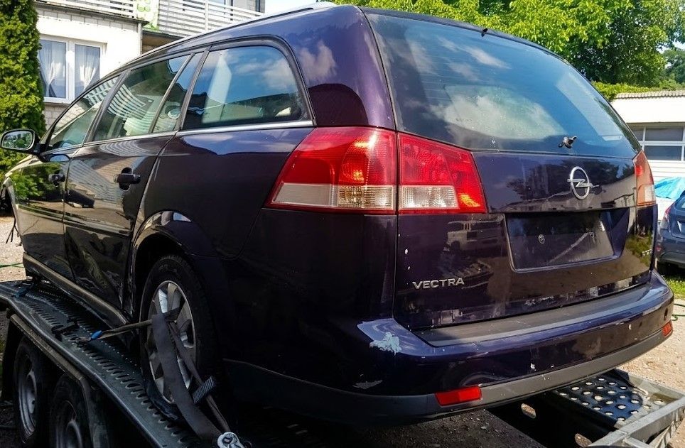Na części Opel Vectra C Kombi Z21A 1.9 CDTI Z19DT F23 silnik skrzynia klapa błotnik drzwi zderzak