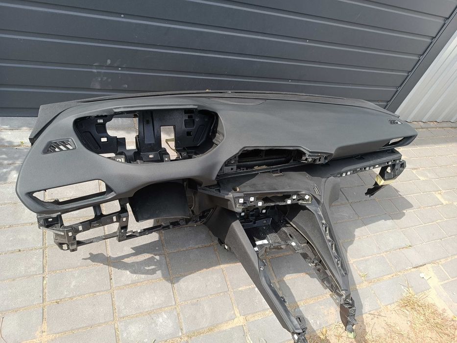 deska konsola kokpit peugeot 3008 II  5008 II naprawa