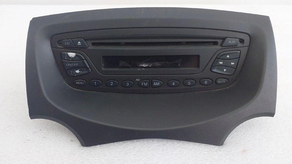 Rádio / auto-rádio FORD Ka (RU8)