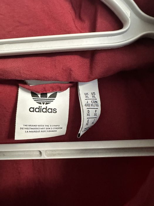 Куртка Вітровка Adidas  XL розмір!
