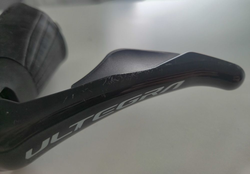 Manetes Shimano Ultegra R8000 11v [Impecáveis]