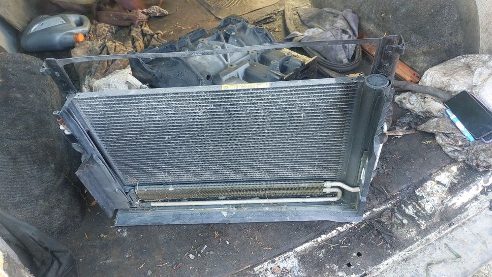 Рамка радіаторів телевізор BMW 7 e65 e66 7507970 рестайлінг