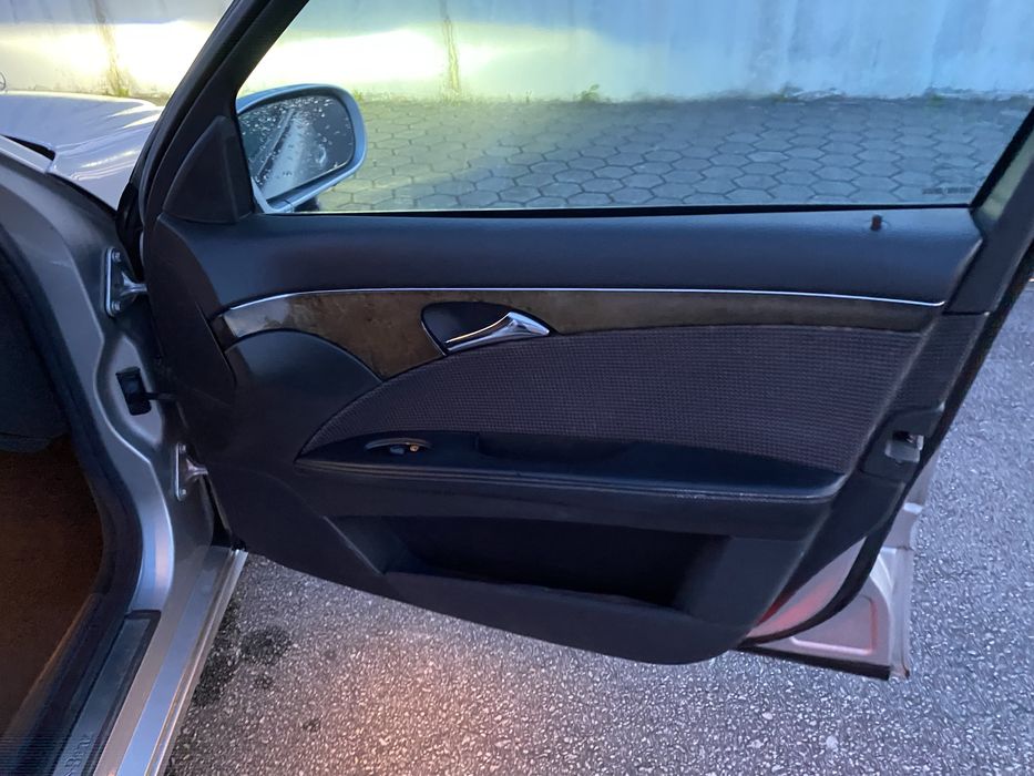 Mercedes e220 cdi troco por partner berlingo 3 lugares