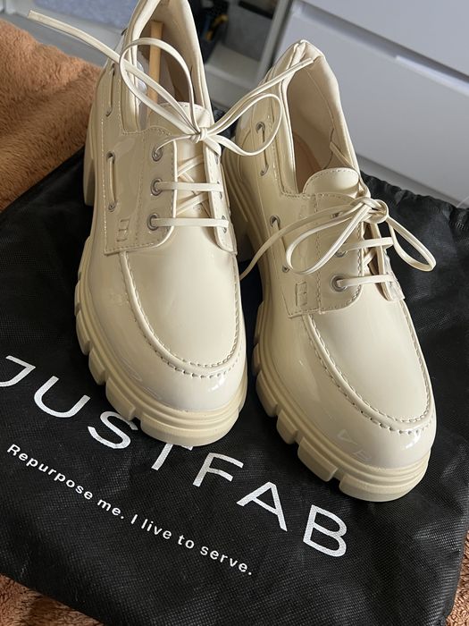 Lakierowane mokasyny JustFab