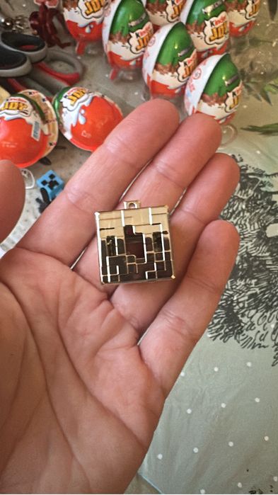 Золотий блок  майнкрафт minecraft kinder joy