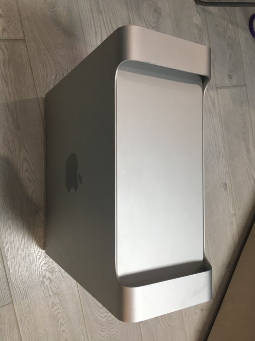 MacPro 1.1 (ssd - 128 GB, hdd - 2,5 Tb)