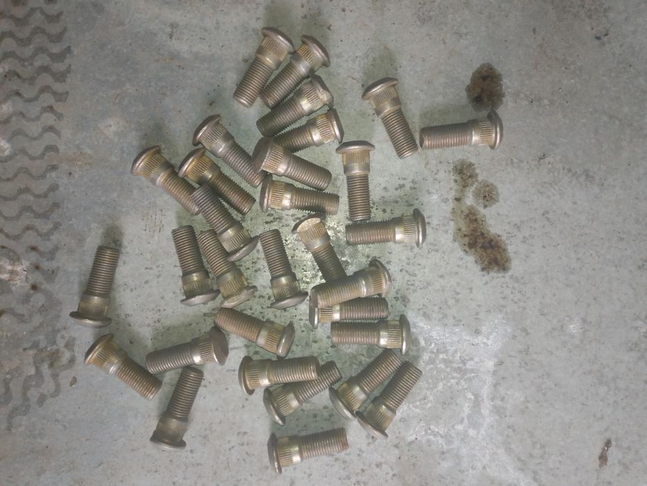 Шпильки колісні  уаз469  газ69