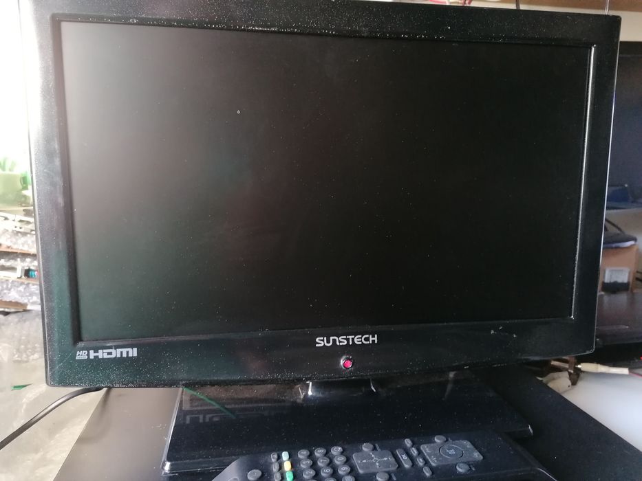 LCD Sunstech 19"