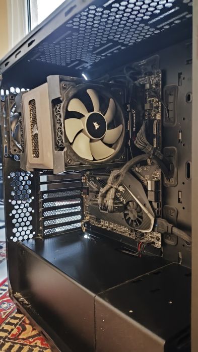 Super Komputer Gamingowy - Bestia!
Ryzen 7 3700X • RTX 2070 SUPER • 32