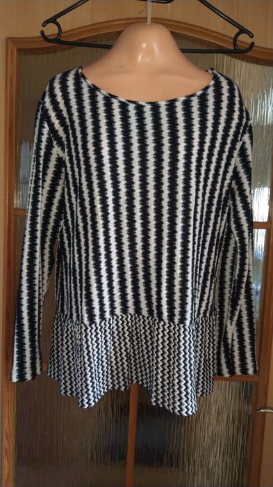 Sweter w paski L