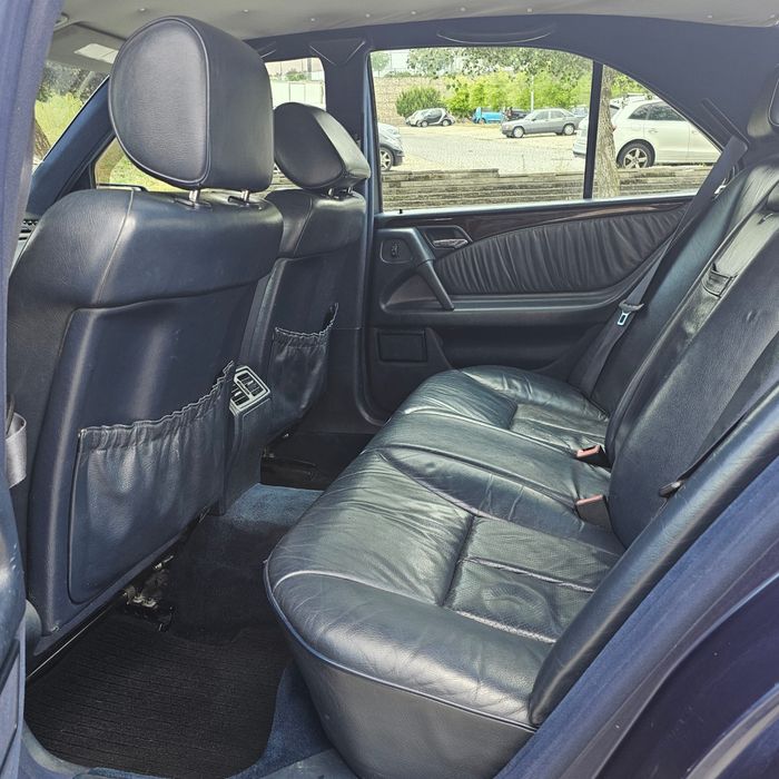 Mercedes e300 • Selo 63€ • 1996