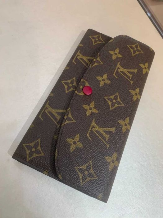 Portfel damski Louis Vuitton LV Emilie Monogram Róża czerwona przycisk