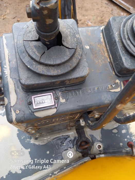 Minikoparka  Yanmar  800 kg