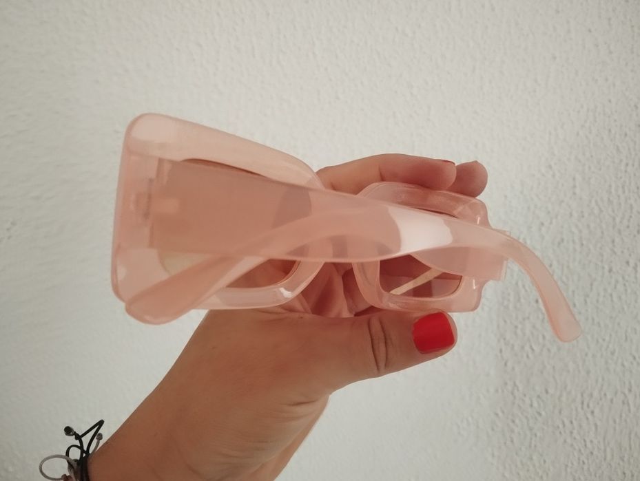 Óculos de Sol Rosa