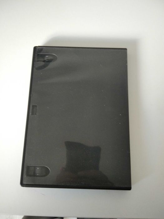 Caixas vazias de VHS e DVD usadas64585260235395124