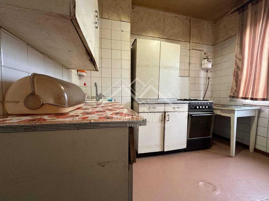 Продаж 2к квартири в ЦМ районі (Карнаватка)