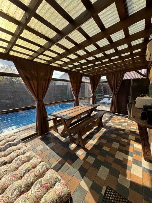 Аренда  дома, бассейн с подогревом, закрытая беседка, баня на дровах