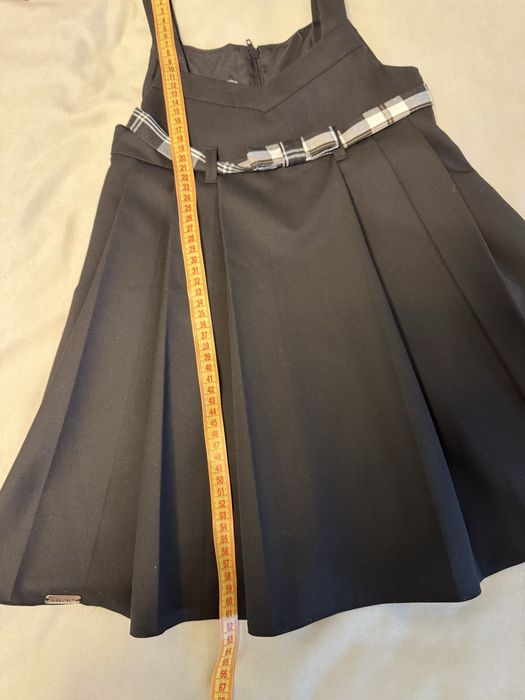 Продам дитячий шкільний сарафан!