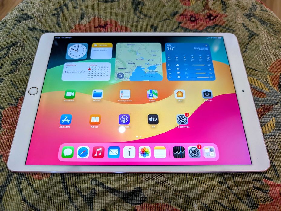 ipad pro 105 - купити планшети - Ціна на OLX.ua