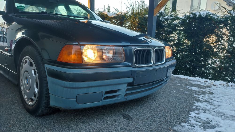Sprzedam BMW e 36 sedan 1.8 m 40