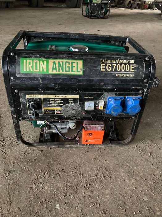 Продам Бензогенератор