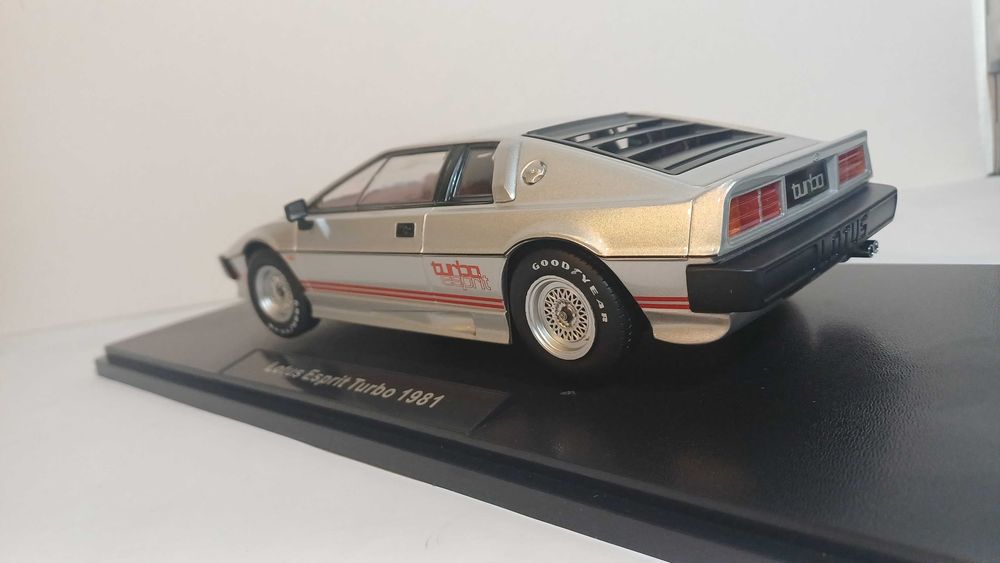 1/18 Lotus Espirit Turbo - KK-Scale