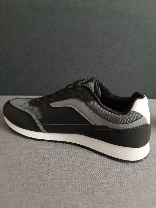 Buty męskie sportowe ellesse 43