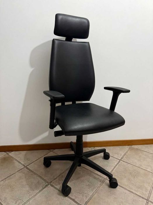 Cadeira de escritório Alital Quartzo High — Ergonómica com apoio de cabeça