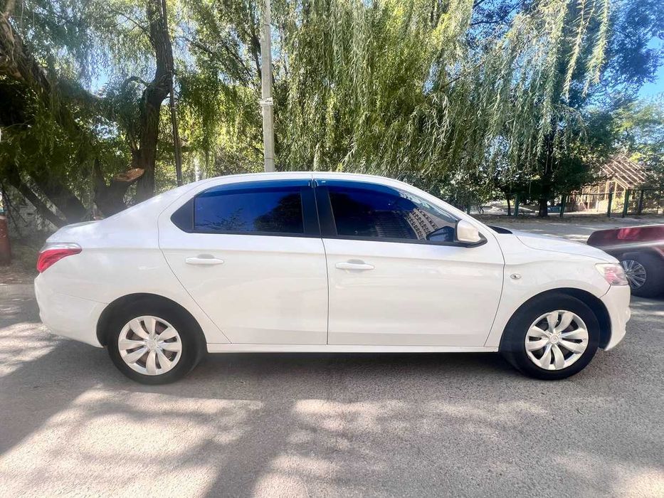 Аренда авто прокат выкуп под такси Авео, Логан, Ситроен, Пежо, 2600грн