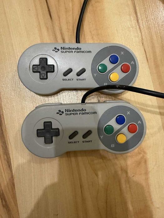 Konsola Nintendo Super Famicom SNES 2 kontrolery okablowanie ZESTAW