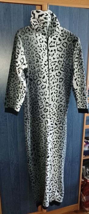 Camile пухнаста кігурумі піжама сліп розмір 12-16