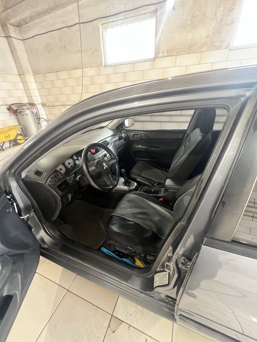 Продам Lancer 9 1.6 газ/бензин