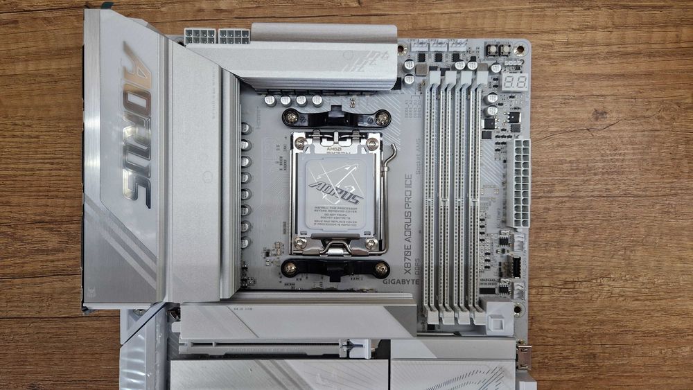 Płyta główna GIGABYTE X870E AORUS PRO ICE box gwarancja nr. 406012