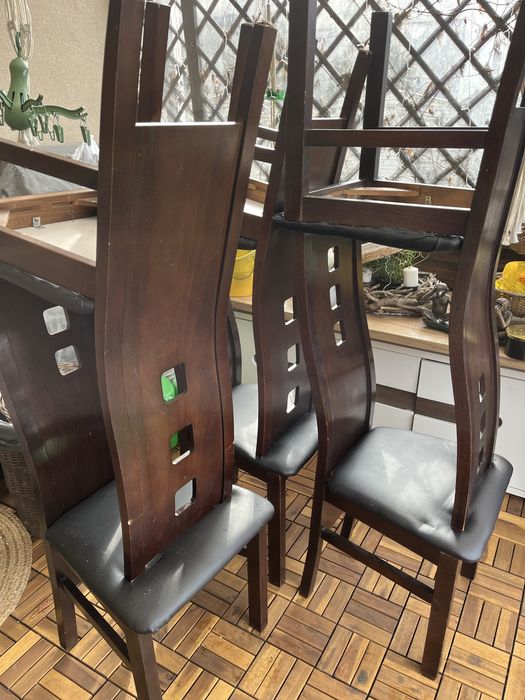 Sprzedam krzesla drewniane