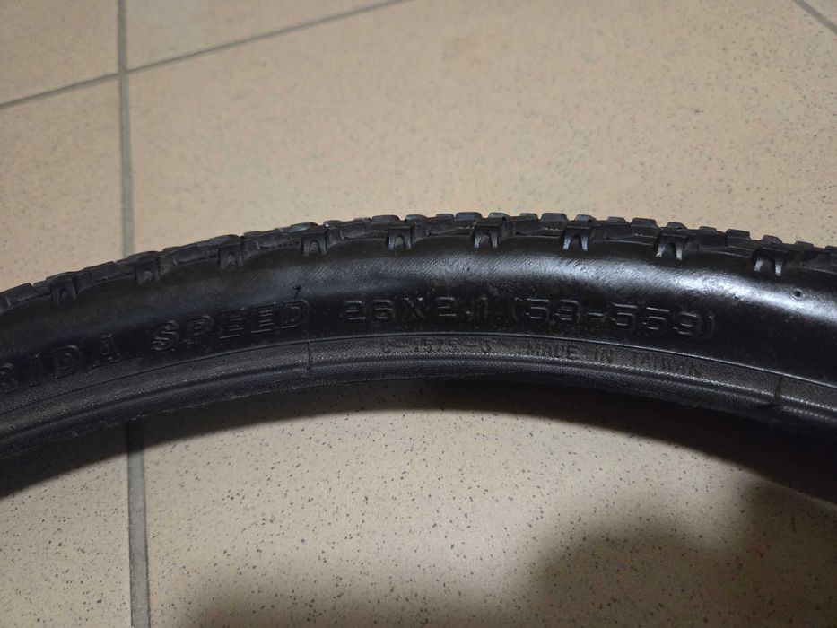# opona Merida Speed 26x2.1 - dętka gratis #