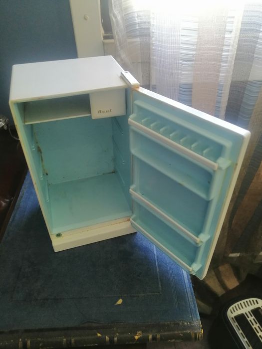 Brinquedo português antigo - frigorífico Osul