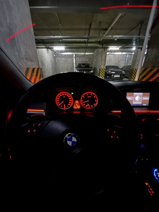 BMW E60 523i автомат