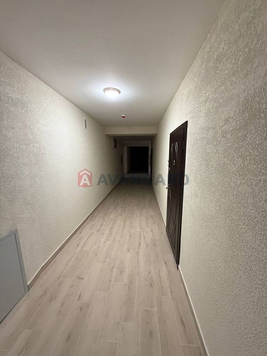 2-кімнатна 80,3 м² на Озерній — зданий будинок.