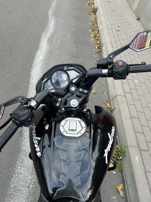 Bajaj Pulsar Ns200