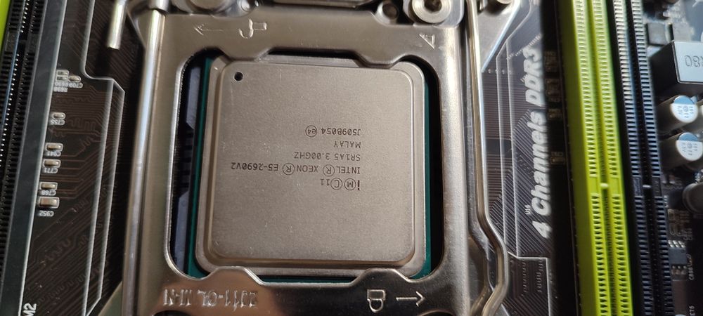 xeon e5 2690 v2 - купить компьютеры и комплектующие - Цена на OLX.ua