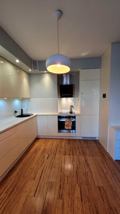 Nowoczesne 2-pokojowe mieszkanie 42 m² Balkon + garaż, Zielona okolica – gotowe do zamieszkania! Naramowice Poznań, JASNA ROLA 36