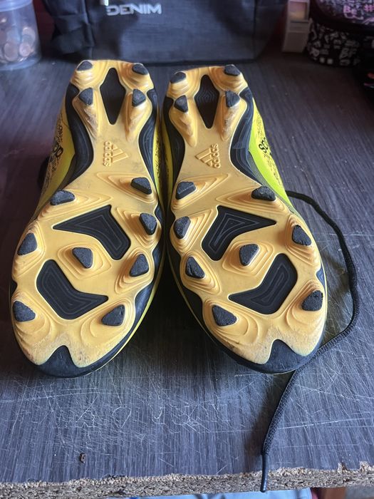 Chuteiras adidas n38,5