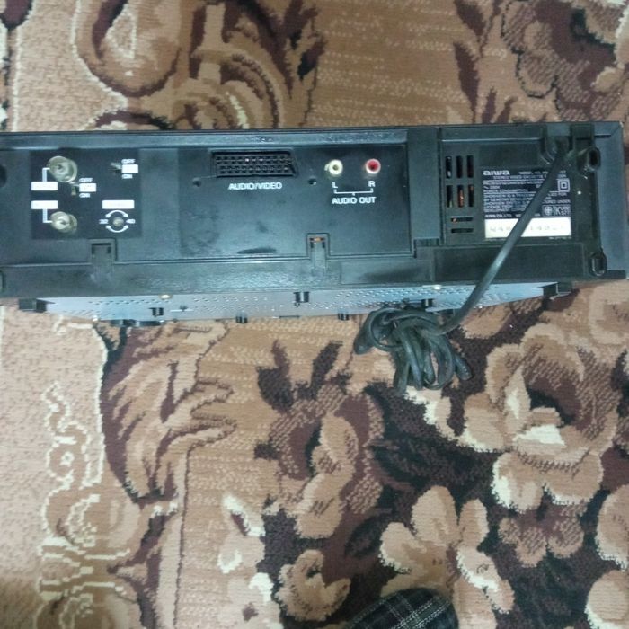 Відеомагнітофон Aiwa