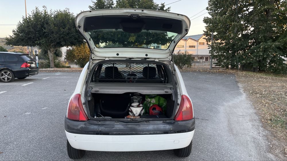 Renault Clio 1.9