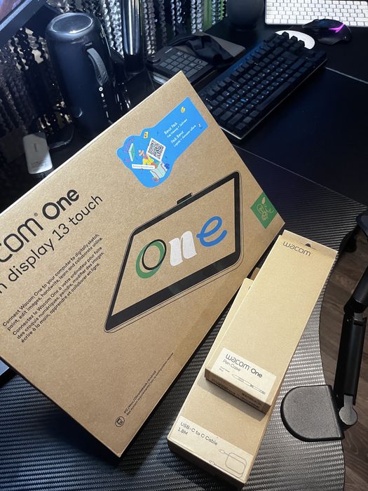 Графічний планшет Wacom one 13 touch