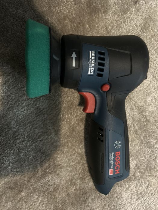 Polerka akumulatorowa bosch GPO 12V-77