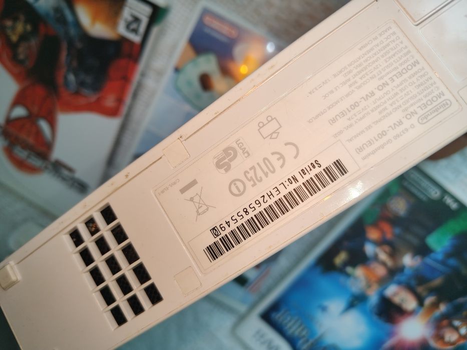 Konsola Nintendo Wii zestaw Pad okablowanie kamera + gry