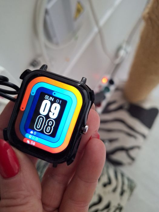 SmartWatch nowy.
