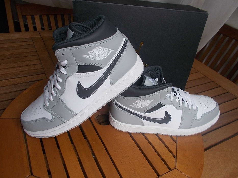 ★関税込★NIKE★Jordan 1 Mid Light Smoke Grey★25-31★ Air Jordan 1 Mid Light Smoke Grey Anthracite : Amazon.pl: Moda
